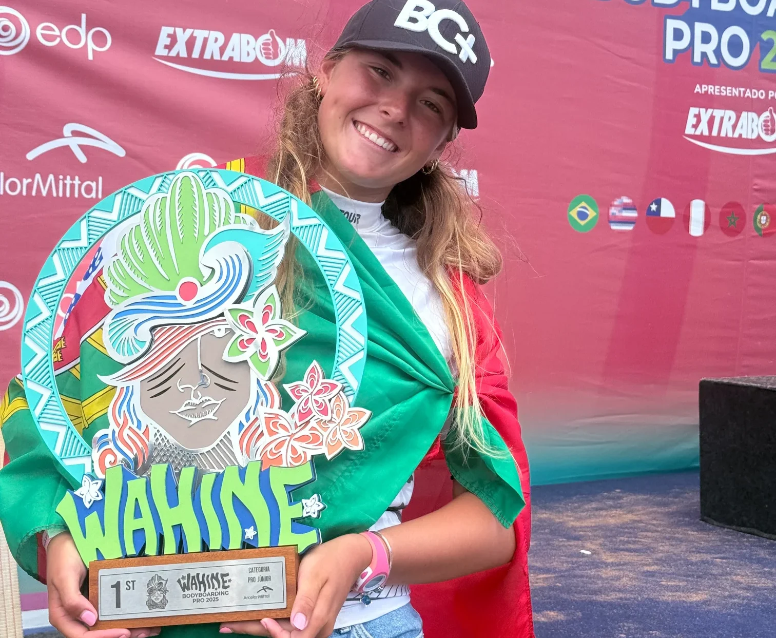 Alice Teotónio é campeã mundial Júnior de bodyboard